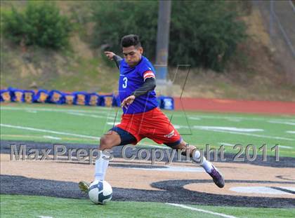 Thumbnail 1 in Grossmont vs. Crawford photogallery.
