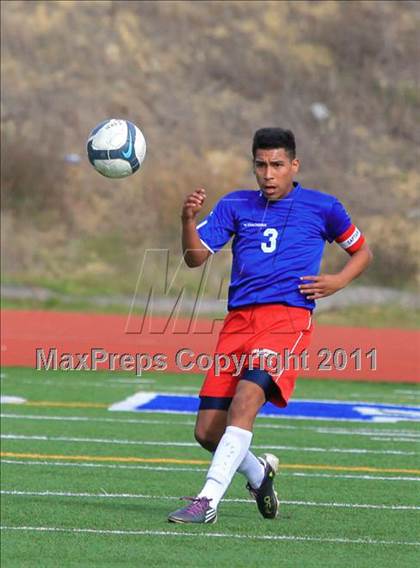 Thumbnail 2 in Grossmont vs. Crawford photogallery.