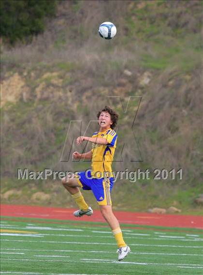 Thumbnail 1 in Grossmont vs. Crawford photogallery.