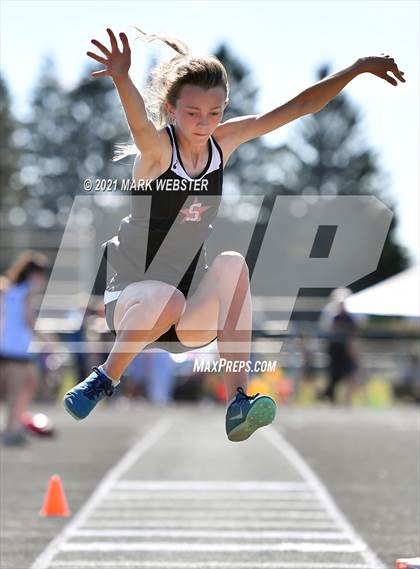 Thumbnail 3 in Section 6 Class A Track and Field Championships (Girls) photogallery.