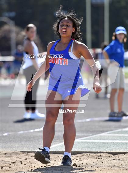 Thumbnail 3 in Section 6 Class A Track and Field Championships (Girls) photogallery.