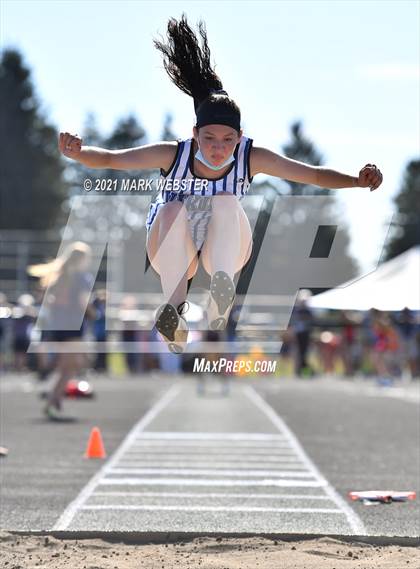 Thumbnail 1 in Section 6 Class A Track and Field Championships (Girls) photogallery.