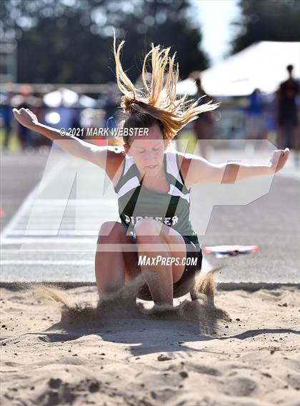 Thumbnail 3 in Section 6 Class A Track and Field Championships (Girls) photogallery.
