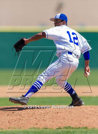 Thumbnail 2 in Uvalde @ MacArthur photogallery.
