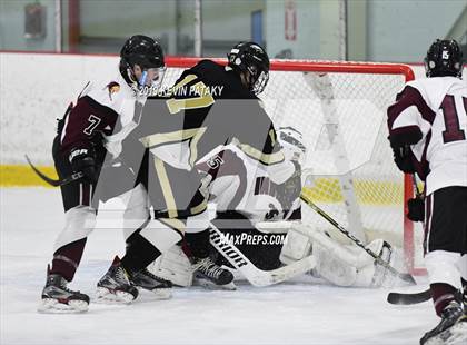 Thumbnail 3 in Trumbull @ North Haven photogallery.