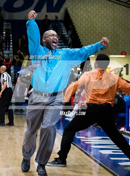 Thumbnail 2 in Madison vs. Hylton (VHSL 6A Quarterfinal Playoff) photogallery.
