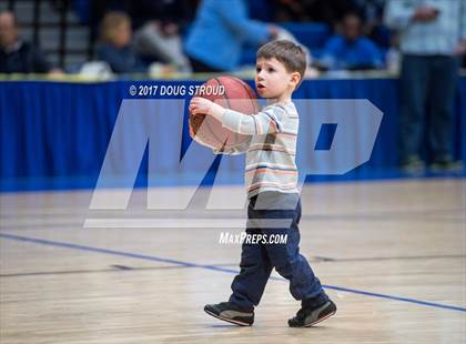 Thumbnail 2 in Madison vs. Hylton (VHSL 6A Quarterfinal Playoff) photogallery.