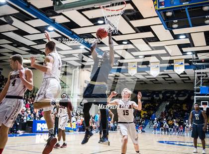 Thumbnail 2 in Madison vs. Hylton (VHSL 6A Quarterfinal Playoff) photogallery.