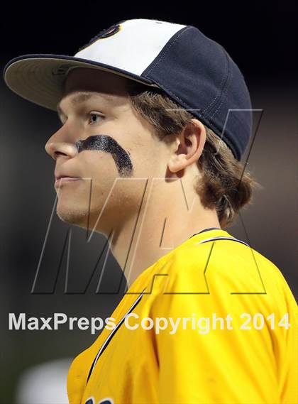 Thumbnail 2 in Highland Park vs. Wakeland (UIL 4A Region II Bi-District Playoff) photogallery.