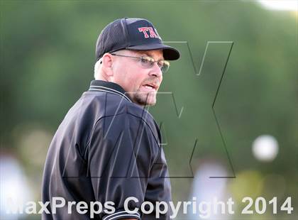 Thumbnail 3 in Highland Park vs. Wakeland (UIL 4A Region II Bi-District Playoff) photogallery.
