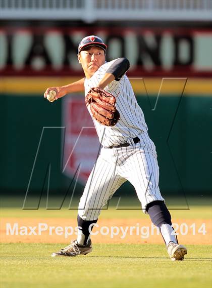 Thumbnail 3 in Highland Park vs. Wakeland (UIL 4A Region II Bi-District Playoff) photogallery.