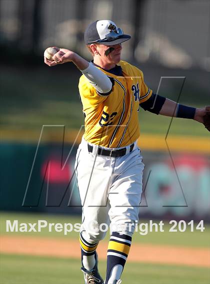 Thumbnail 2 in Highland Park vs. Wakeland (UIL 4A Region II Bi-District Playoff) photogallery.