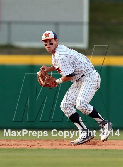 Thumbnail 1 in Highland Park vs. Wakeland (UIL 4A Region II Bi-District Playoff) photogallery.