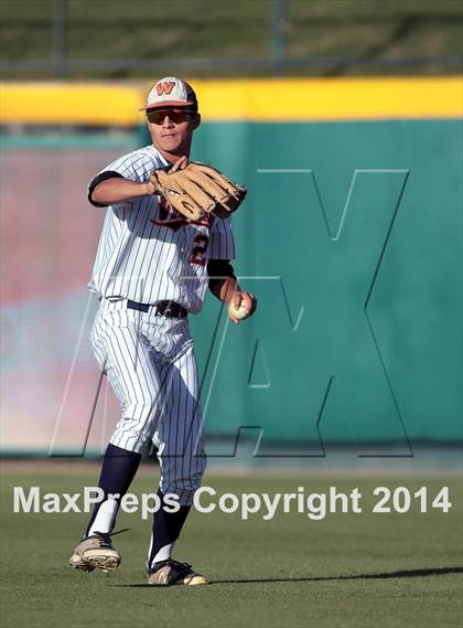 Thumbnail 1 in Highland Park vs. Wakeland (UIL 4A Region II Bi-District Playoff) photogallery.