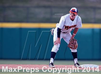 Thumbnail 2 in Highland Park vs. Wakeland (UIL 4A Region II Bi-District Playoff) photogallery.