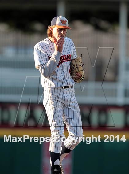 Thumbnail 3 in Highland Park vs. Wakeland (UIL 4A Region II Bi-District Playoff) photogallery.