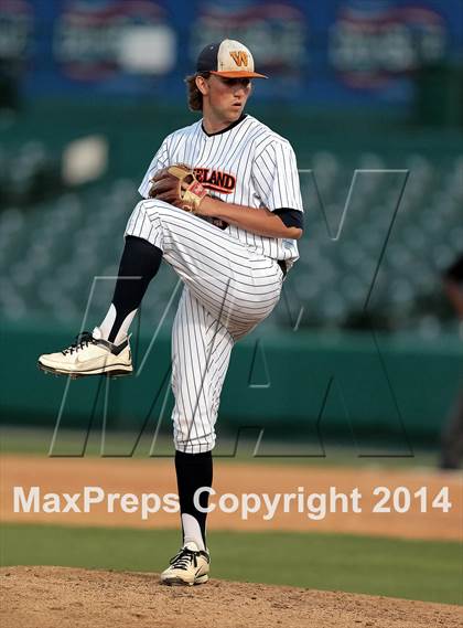 Thumbnail 1 in Highland Park vs. Wakeland (UIL 4A Region II Bi-District Playoff) photogallery.