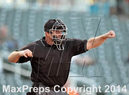 Thumbnail 2 in Highland Park vs. Wakeland (UIL 4A Region II Bi-District Playoff) photogallery.