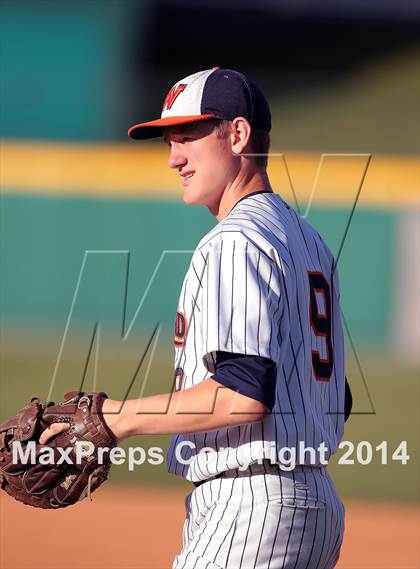 Thumbnail 1 in Highland Park vs. Wakeland (UIL 4A Region II Bi-District Playoff) photogallery.