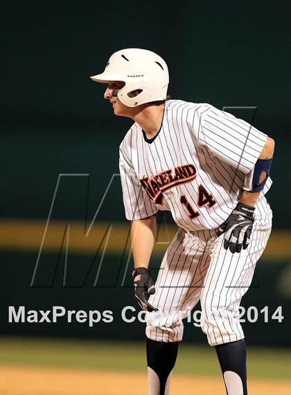 Thumbnail 1 in Highland Park vs. Wakeland (UIL 4A Region II Bi-District Playoff) photogallery.