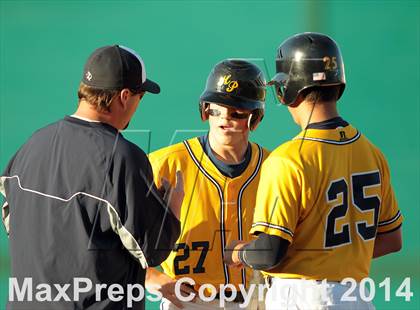 Thumbnail 2 in Highland Park vs. Wakeland (UIL 4A Region II Bi-District Playoff) photogallery.