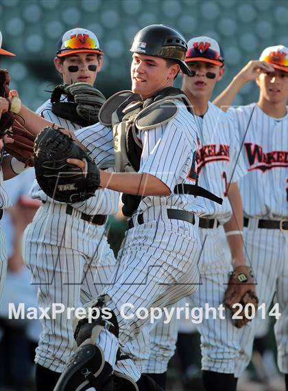 Thumbnail 2 in Highland Park vs. Wakeland (UIL 4A Region II Bi-District Playoff) photogallery.