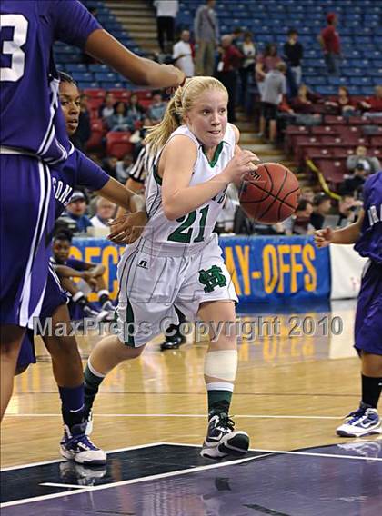 Thumbnail 3 in St. Mary's vs. Sacramento (CIF SJS D3 Finals) photogallery.
