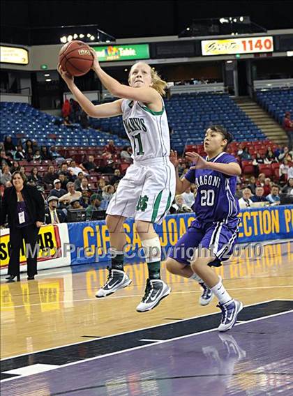 Thumbnail 1 in St. Mary's vs. Sacramento (CIF SJS D3 Finals) photogallery.