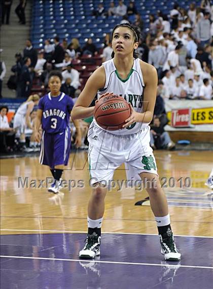 Thumbnail 3 in St. Mary's vs. Sacramento (CIF SJS D3 Finals) photogallery.