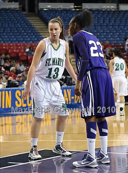 Thumbnail 3 in St. Mary's vs. Sacramento (CIF SJS D3 Finals) photogallery.