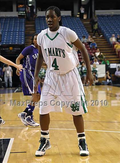 Thumbnail 3 in St. Mary's vs. Sacramento (CIF SJS D3 Finals) photogallery.