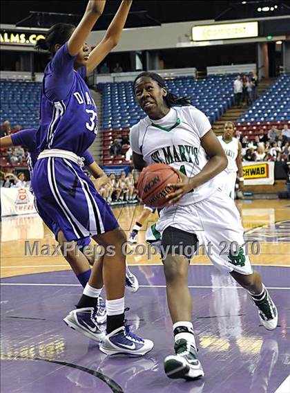 Thumbnail 3 in St. Mary's vs. Sacramento (CIF SJS D3 Finals) photogallery.