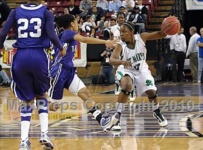 Thumbnail 1 in St. Mary's vs. Sacramento (CIF SJS D3 Finals) photogallery.