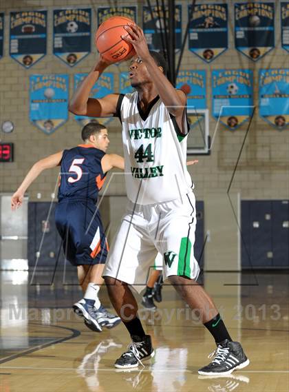 Thumbnail 3 in Roosevelt vs. Victor Valley (I Have a Dream Classic) photogallery.