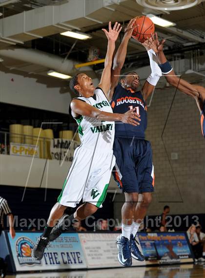Thumbnail 1 in Roosevelt vs. Victor Valley (I Have a Dream Classic) photogallery.