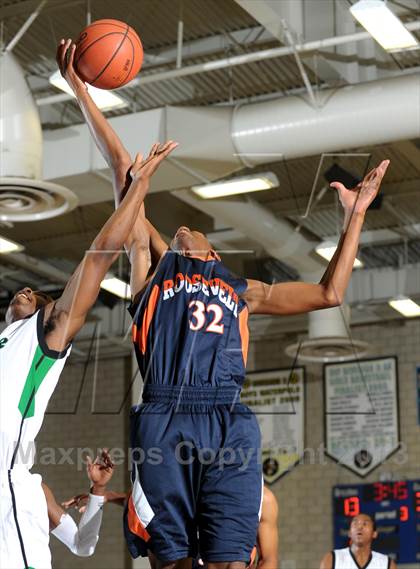 Thumbnail 1 in Roosevelt vs. Victor Valley (I Have a Dream Classic) photogallery.