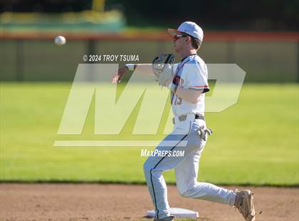 Thumbnail 1 in Westview @ Sprague photogallery.