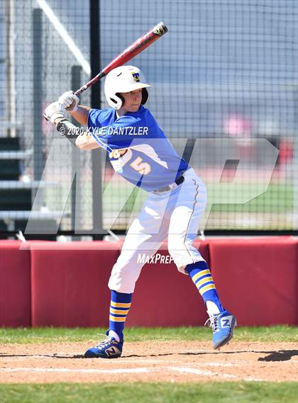 Thumbnail 1 in Bland vs Leonard (Pottsboro Invitational) photogallery.