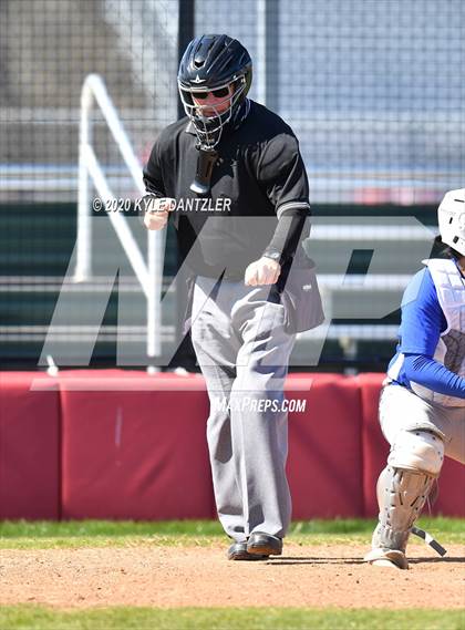 Thumbnail 1 in Bland vs Leonard (Pottsboro Invitational) photogallery.