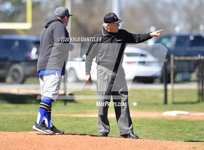 Thumbnail 2 in Bland vs Leonard (Pottsboro Invitational) photogallery.