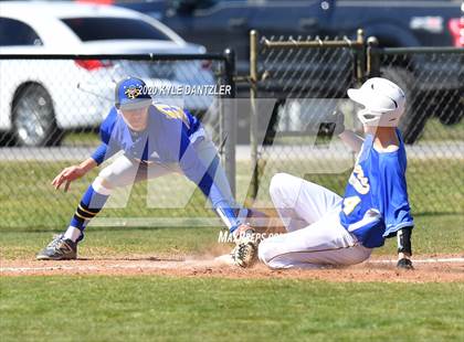 Thumbnail 3 in Bland vs Leonard (Pottsboro Invitational) photogallery.