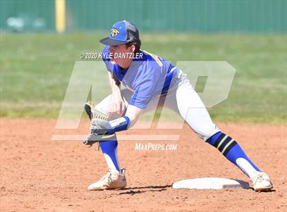 Thumbnail 3 in Bland vs Leonard (Pottsboro Invitational) photogallery.