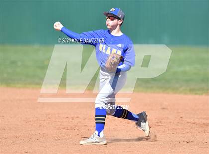 Thumbnail 3 in Bland vs Leonard (Pottsboro Invitational) photogallery.