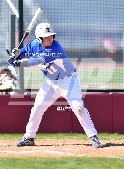Thumbnail 3 in Bland vs Leonard (Pottsboro Invitational) photogallery.