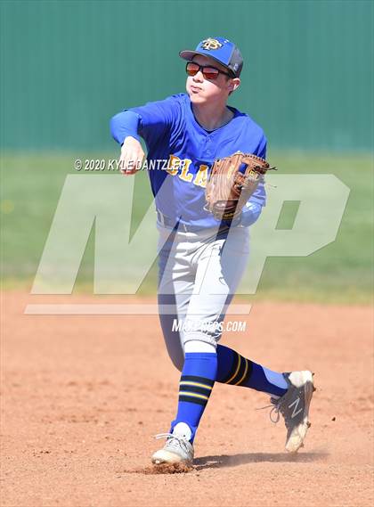 Thumbnail 1 in Bland vs Leonard (Pottsboro Invitational) photogallery.