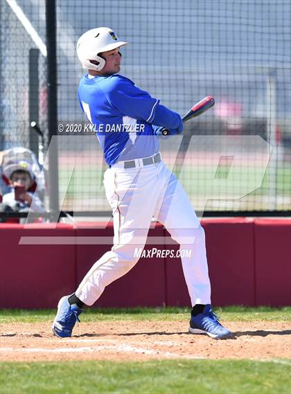 Thumbnail 3 in Bland vs Leonard (Pottsboro Invitational) photogallery.