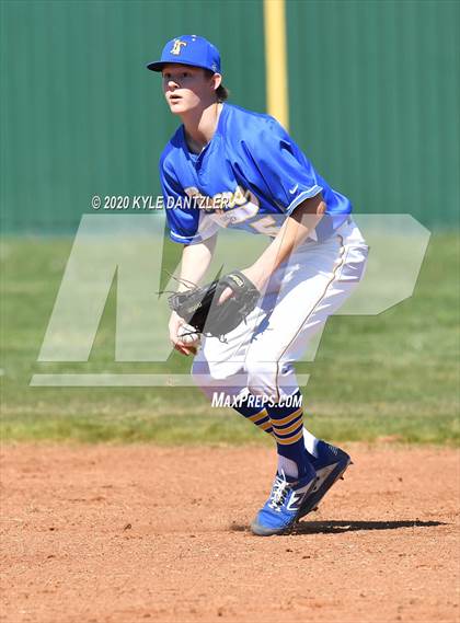 Thumbnail 1 in Bland vs Leonard (Pottsboro Invitational) photogallery.