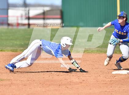 Thumbnail 2 in Bland vs Leonard (Pottsboro Invitational) photogallery.