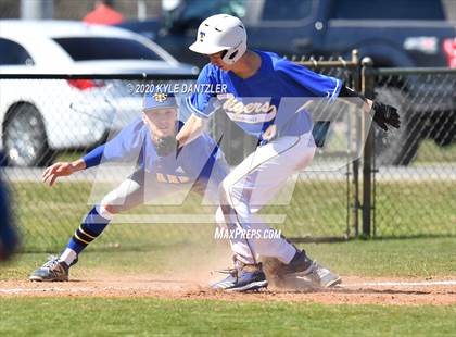 Thumbnail 1 in Bland vs Leonard (Pottsboro Invitational) photogallery.