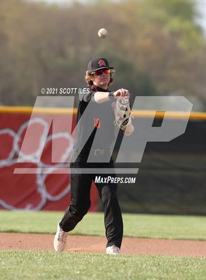Thumbnail 1 in Amanda-Clearcreek vs Circleville photogallery.
